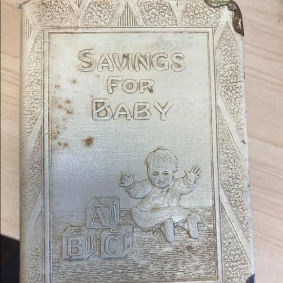 Savings for Baby vintage bank - Picture 1 of 5